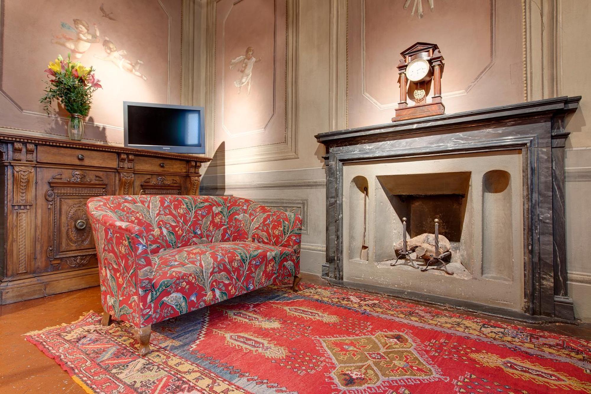 Palazzo Bucciolini Apartment Florence Bilik gambar